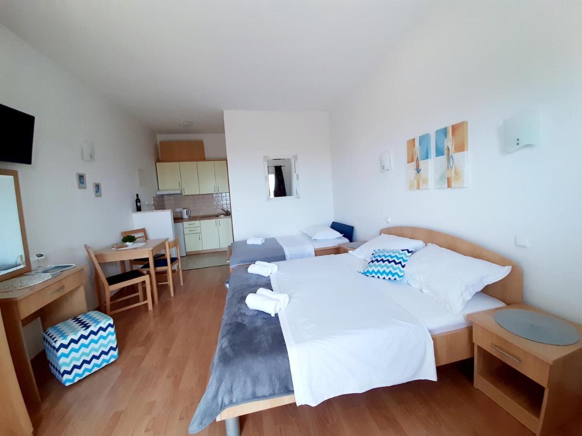 Apartments Akmadzic ماكارسكا المظهر الخارجي الصورة