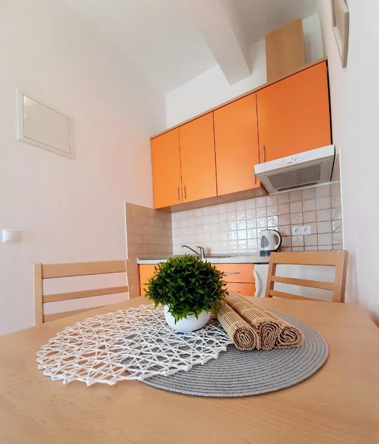 Apartments Akmadzic ماكارسكا المظهر الخارجي الصورة